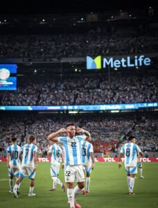 Con un gol de Lautaro Martínez sobre el final, Argentina derrotó 1-0 a Chile y se clasificó a los cuartos de final de la Copa América