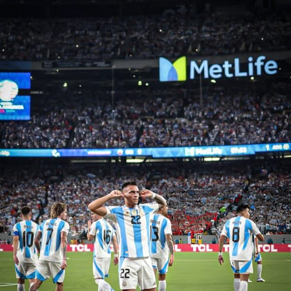 Con un gol de Lautaro Martínez sobre el final, Argentina derrotó 1-0 a Chile y se clasificó a los cuartos de final de la Copa América