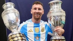 Del dolor y el llanto al festejo alocado para hacer más historia: Messi ganó otra Copa América, llegó a su título número 44 y es el futbolista más ganador de la historia