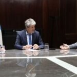 El gobernador firmó un convenio por la cesión de un terreno en Cerrillos destinado a la urbanización