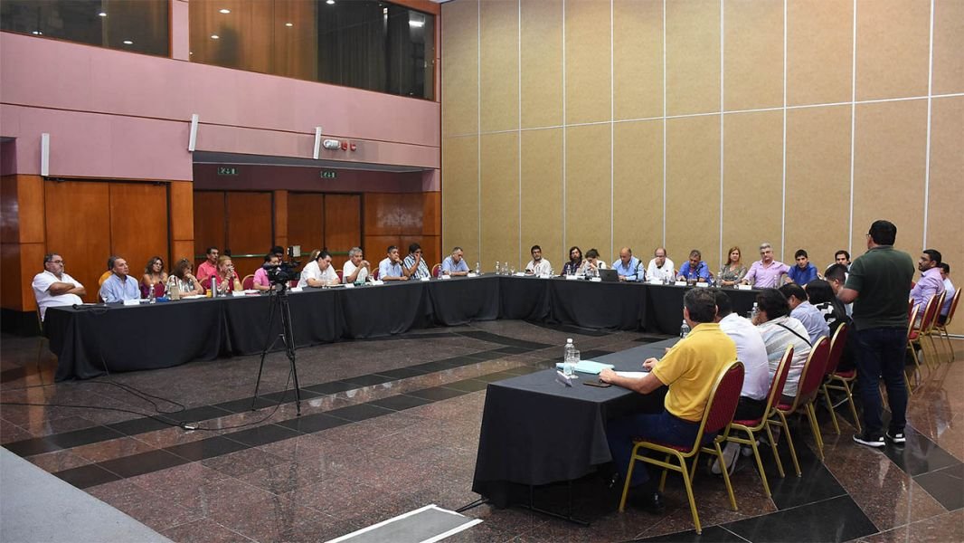 Paritarias: El próximo jueves el Gobierno presentará una propuesta para cerrar el año