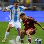 Argentina empató con Venezuela en un partido atravezado por el mal estado del campo de juego