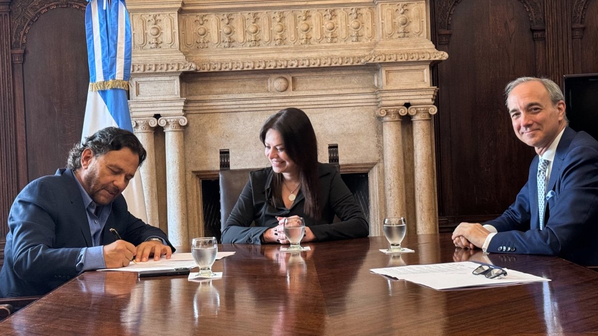 Sáenz y Pettovello acordaron refuncionalización y reactivación de obras en escuelas salteñas