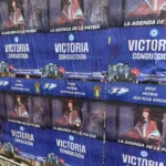 Empapelaron el Congreso con afiches de Villarruel: «Victoria conducción»