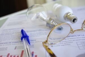 El Gobierno nacional imputó a 95 empresas por incluir impuestos en las facturas