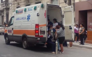 Más de 40 menores fueron asistidos por intoxicación en la Escuela Joaquín Castellanos