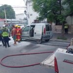 INCENDIO VEHICULAR EN PLENO CENTRO