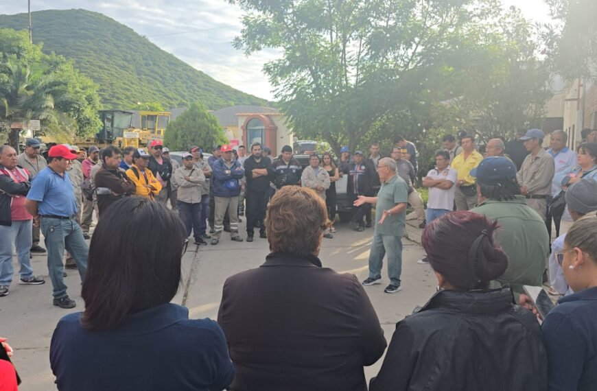 Municipales llevan dos días en Asamblea Permanente