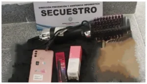 En barrio Militar, detienen a una mujer por estafa con tarjeta de crédito