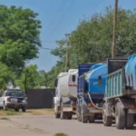 La DelegaciĂłn de Asuntos IndĂgenas coordina la distribuciĂłn de agua en camiones cisternas