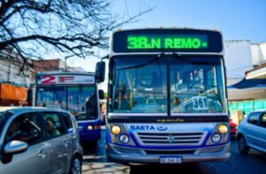 Feriado provincial: desvíos de colectivos durante el desfile en homenaje a la Batalla de Salta