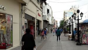 Repuntan las ventas pero el comercio en Salta sigue “en terapia intensiva”