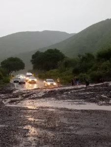 Temporal en Salta: desplazamientos produjeron un corte total de la RN 51