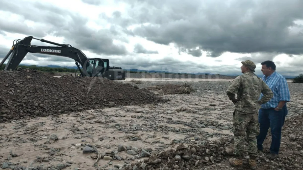 Valle de Lerma: El río Rosario amenaza con desbordes en El Carril y La Merced