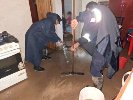 Familias de San Antonio de los Cobres debieron ser asistidas por el fuerte temporal