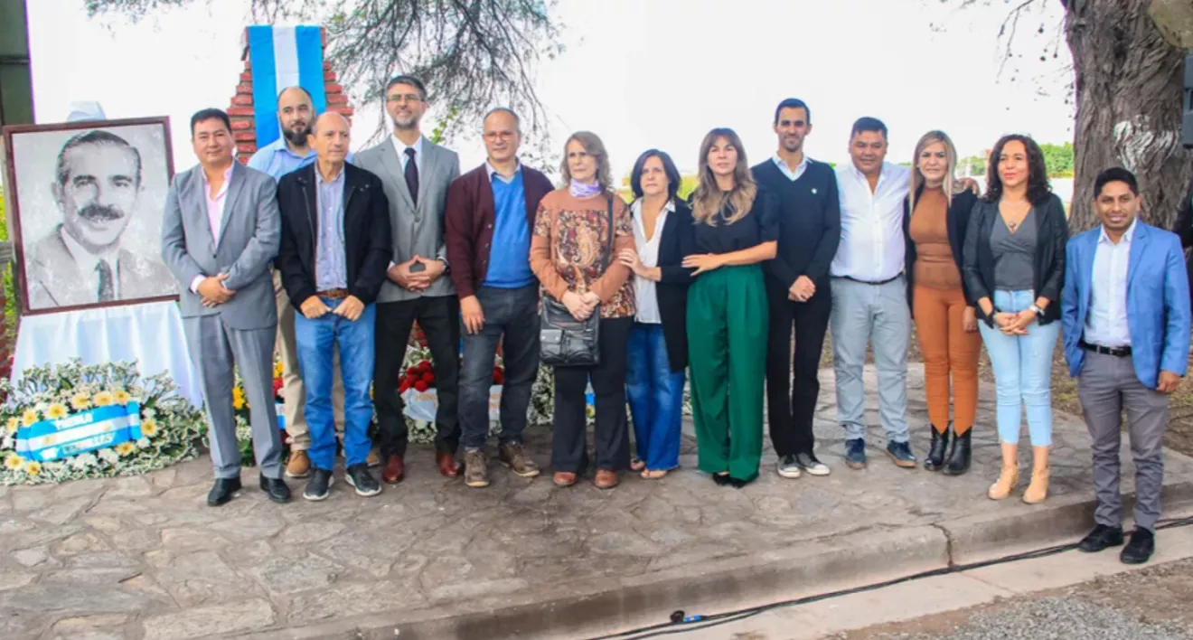 Realizan actos en homenaje a Miguel Ragone a 49 años de su secuestro y desaparición