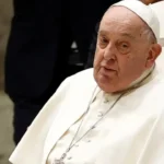 El Papa pasó una noche tranquila, sin más crisis de broncoespasmo