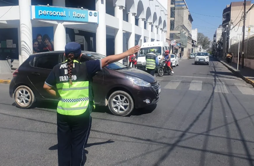 Fiscalizarán el ordenamiento vehicular en 27 escuelas del área centro