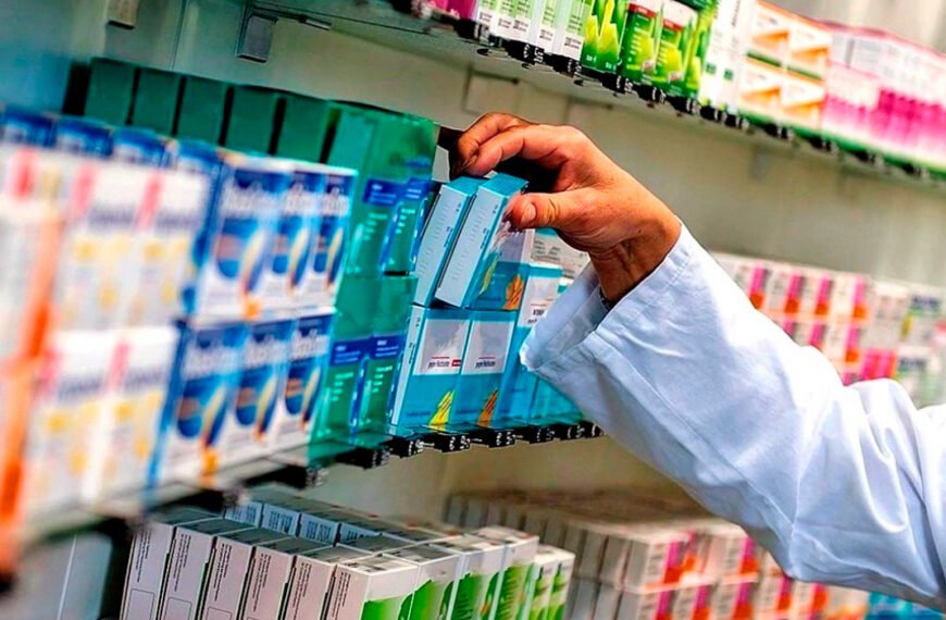 QR con precios en farmacias: advierten que la medida genera “sobreinformación”
