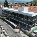 Hospital San Bernardo: diputados piden que se sotierren los cables de la nueva obra