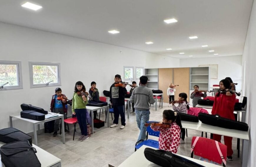 Más de 40 chicos comenzaron el Programa Nacional de Orquestas y Coros Infantiles y Juveniles