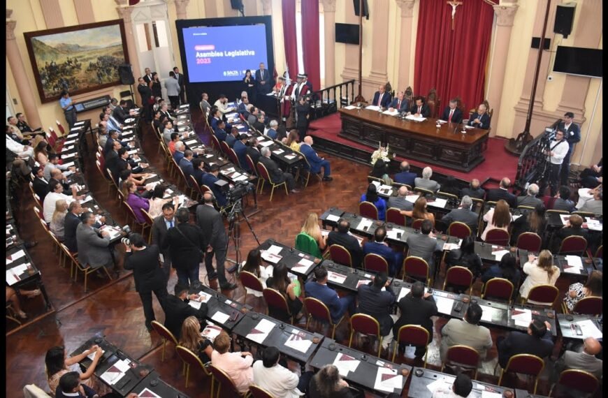 Aprobaron la Ley de Ministerios de Salta