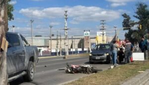 Fuerte choque en Avenida Paraguay: Cortaron el tránsito y habría heridos