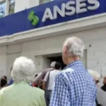 ANSES retoma los pagos el lunes tras el feriado: ¿Quiénes cobran y con qué beneficios?