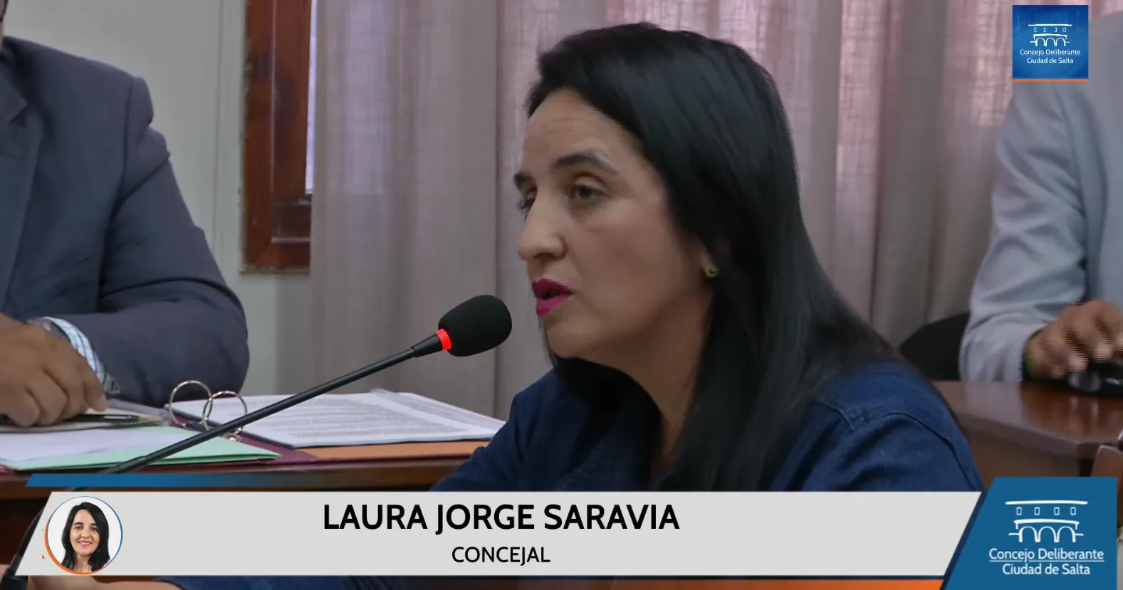 Concejal libertaria apoyó a Pablo López: “Los exhorto a no caer bajo”