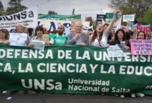 PARO TOTAL EN LA UNIVERSIDAD NACIONAL DE SALTA POR RECLAMOS DOCENTES