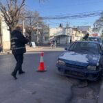 TRÁNSITO MUNICIPAL: SE LEVANTÓ UN VEHÍCULO ABANDONADO EN CALLE CÓRDOBA Y RIOJA