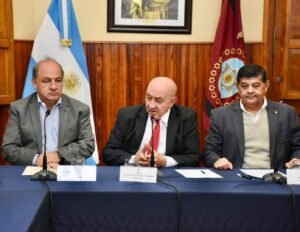 EL SENADO Y EL EJECUTIVO PROVINCIAL COORDINAN ACCIONES PARA DIFUNDIR EL SISTEMA DE VOTO A TRAVÉS DE LA BOLETA ÚNICA DE PAPEL