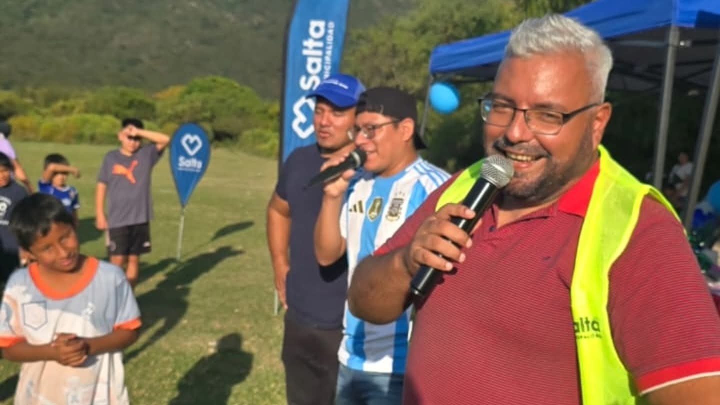 Juan Pablo Linares «Estamos acompañando a las familias de Ampliación 20 de Junio desde el primer momento»