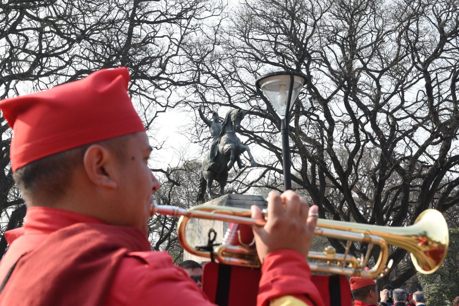 Este domingo habrá un desfile en Barrio Mosconi en homenaje a San Martín