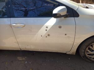 Balearon un auto en Tartagal, hay dos heridos