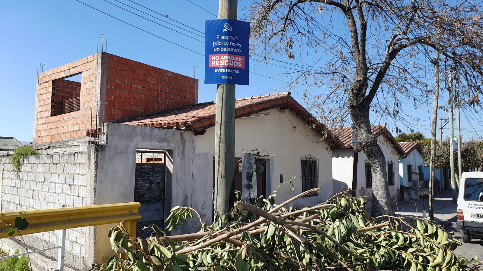 Multas de hasta $2 millones y secuestro de vehículos para quienes generen microbasurales