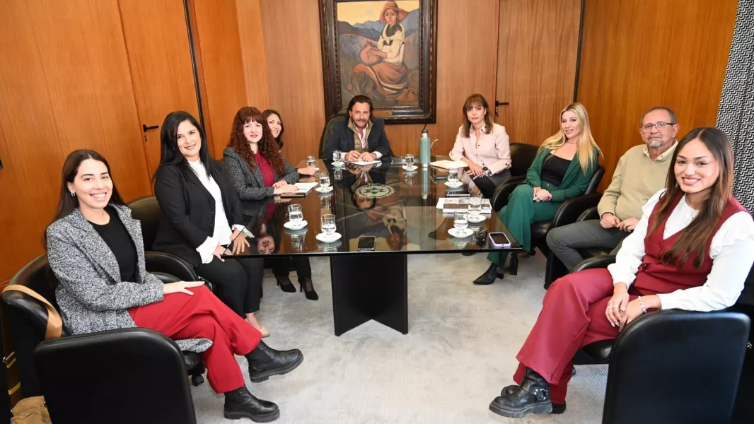 Sáenz se reunió con mujeres representantes de instituciones y diferentes espacios políticos