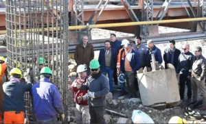 Avanza el puente de acceso a Vaqueros: Tendrá 120 metros y doble calzada