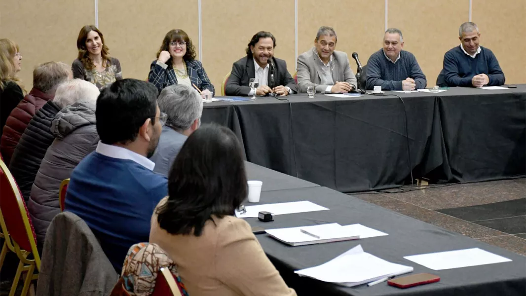 Sáenz encabezó la Mesa Multisectorial de Salud