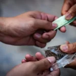 Tras una denuncia web se desbarató una boca de expendió de droga en Capital