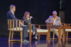 FLAVIA ROYÓN «INFRAESTRUCTURA ENERGÉTICA PARA EL DESARROLLO DE SALTA Y LA REGIÓN»