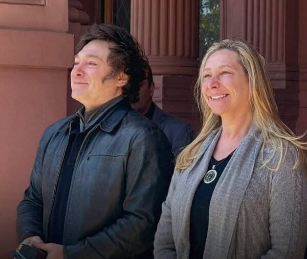 LA JUSTICIA ORDENÓ QUE DEJEN DE DIFUNDIRSE LOS AUDIOS DE KARINA MILEI