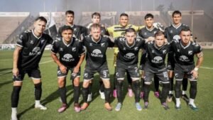 Central Norte le dio vuelta el partido a Chacarita y le ganó 2 a 1 en el Martearena