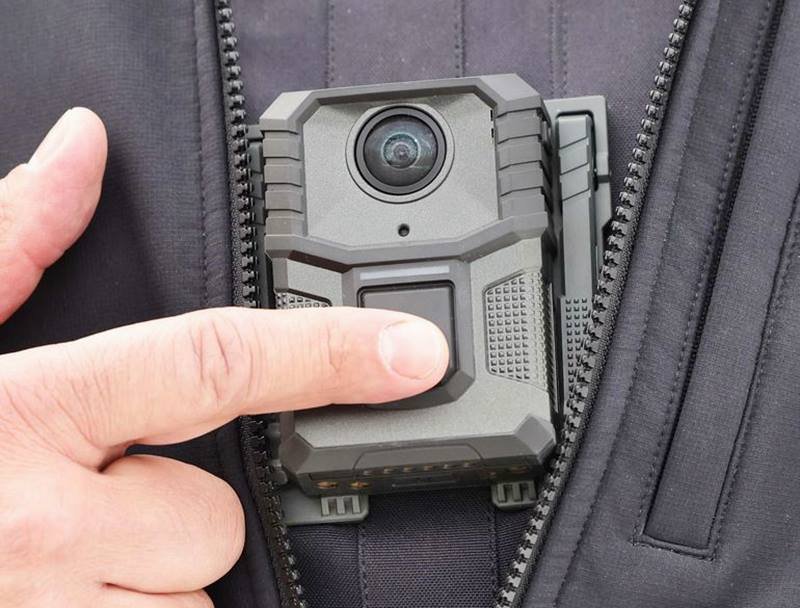 Incorporan bodycams a la policía de Tránsito municipal: «Todos los operativos quedarán registrados”