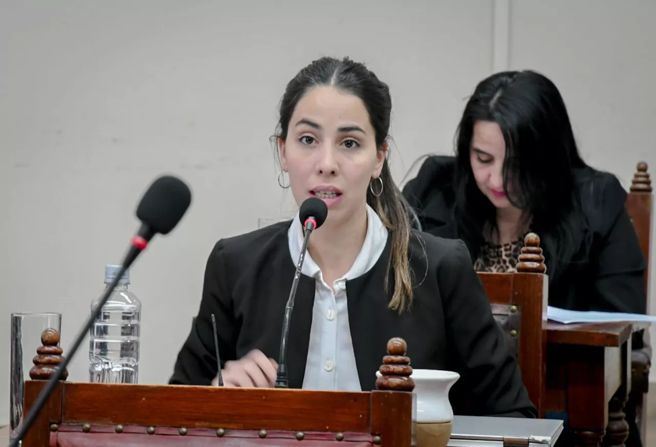 Álvarez apuntó contra Del Frari: “No podemos poner al lobo a cuidar a las ovejas”