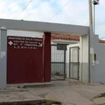 Investigan la misteriosa aparición de una mujer en grave estado en un centro de salud