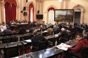 Buscan prorrogar hasta 2026 la suspensión de desalojos de pequeños productores