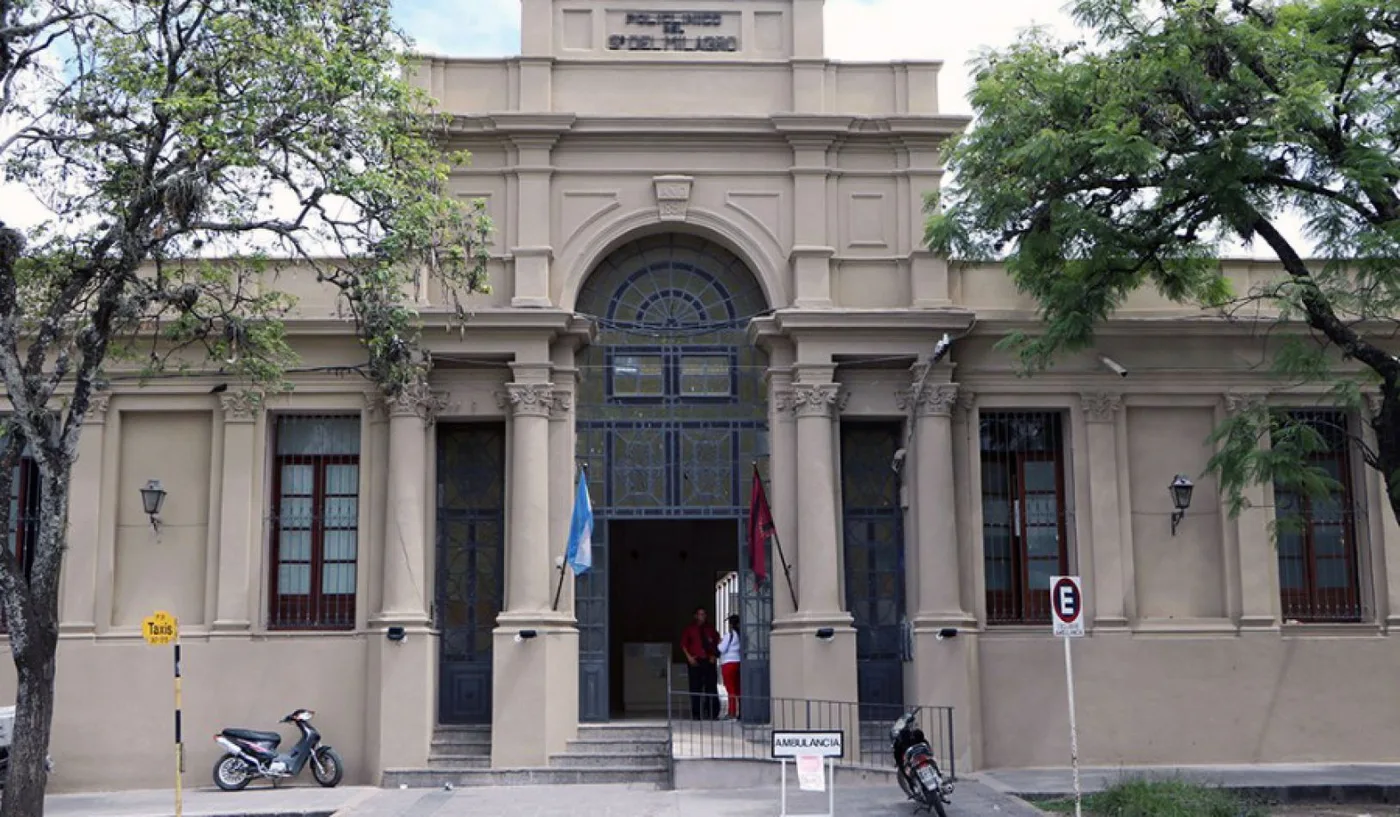 Hospitales públicos trabajarán con guardias para urgencias durante el feriado