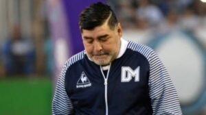 Diego Maradona cumpliría 65 años: así fue su último festejo en una soledad casi absoluta
