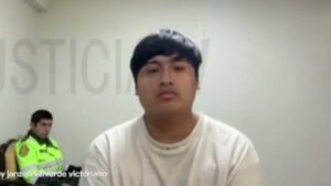 Pequeño J se negó a una extradición voluntaria y le dictaron la detención preventiva por nueve meses